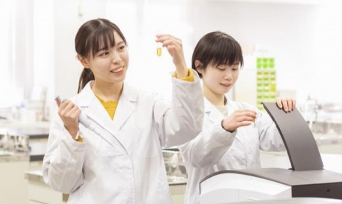 看護栄養学部 栄養健康学科の様子